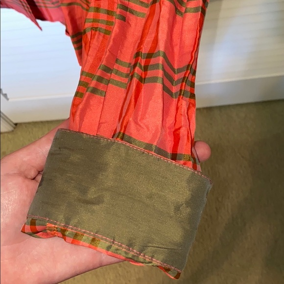 Beluva pink and green plaid button down - Picture 4 of 7